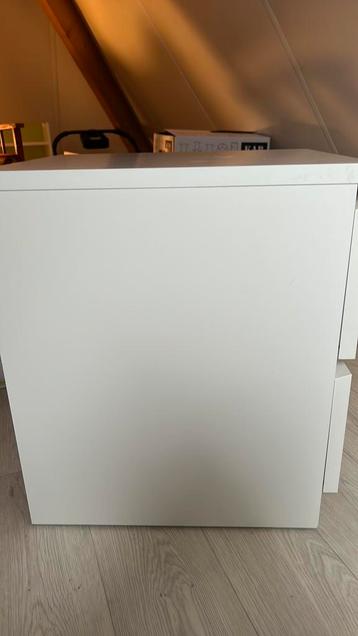 Nachtjastje Malm Ikea wit 2 lades - afbeelding 3