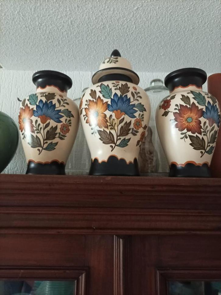 Gouda Flora Plateel Vazen Set, Antiek en Kunst, Antiek | Keramiek en Aardewerk, Ophalen