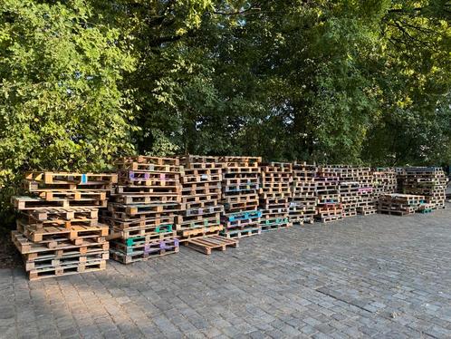 Gratis pallets +- 250 stuks, Doe-het-zelf en Verbouw, Hout en Planken, Gebruikt, Pallet, Minder dan 200 cm, Ophalen