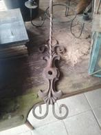 ANTIEKE GIETIJZEREN/SMEEDIJZEREN OPHANG MET KAARSEN LANTAARN, Huis en Inrichting, Ophalen, Gebruikt, Metaal