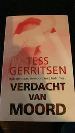 Tess Gerritsen - Verdacht van moord, Tess Gerritsen, Ophalen of Verzenden, Zo goed als nieuw