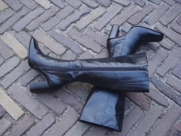 GRATIS VERZENDEN STOERE ZWARTE LEREN BLOKHAKLAARZEN 37 beschikbaar voor biedingen