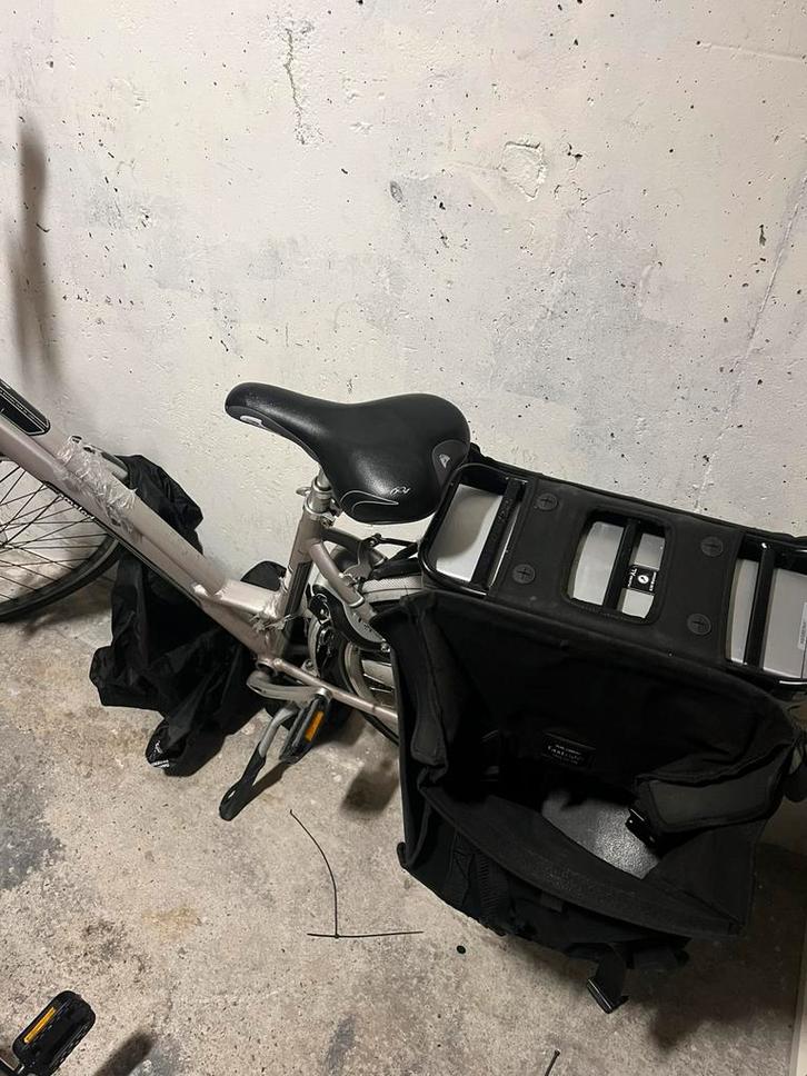 Amslod fiets (elektrisch ), Fietsen en Brommers, Elektrische fietsen, Gebruikt, Overige merken, 51 tot 55 cm, 30 tot 50 km per accu