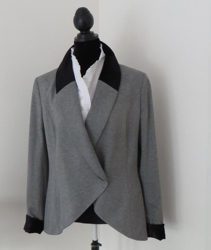 VAN DER MARK I Chique Jasje I Mt 44/46 I Grijs I NIEUW!🎀🎄, Kleding | Dames, Jasjes, Kostuums en Pakken, Nieuw, Jasje, Maat 42/44 (L)