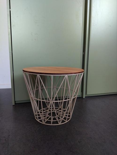 wire basket van Ferm living, Huis en Inrichting, Tafels | Bijzettafels, Gebruikt, Rond, Minder dan 55 cm, Hout, Ophalen