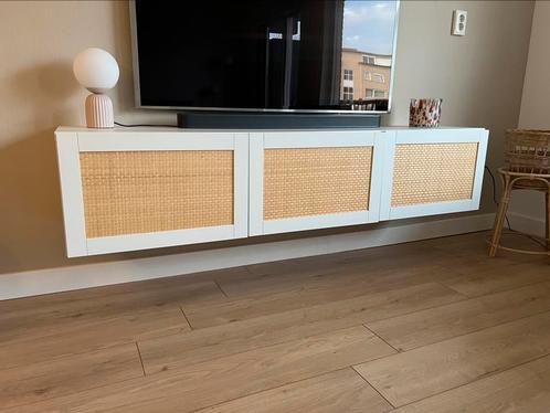 Ikea besta tv kast, Huis en Inrichting, Kasten | Televisiemeubels, Zo goed als nieuw, Minder dan 100 cm, 150 tot 200 cm, 25 tot 50 cm