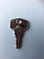 Raamslotsleutel Roto 1G1 ( 1x ), Ophalen of Verzenden, Zo goed als nieuw, IJzer, Schuif of Grendel