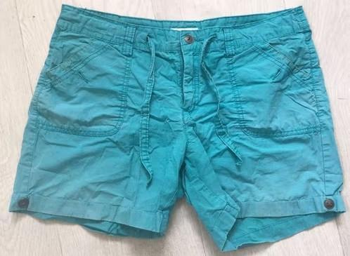 Korte broek groen maat 44 yessica (C&A), Kleding | Dames, Broeken en Pantalons, Gedragen, Maat 42/44 (L), Groen, Kort, Ophalen of Verzenden