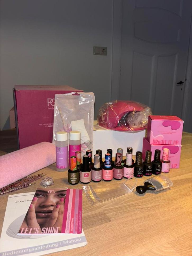 Pink Gellac set met 11 kleuren, Sieraden, Tassen en Uiterlijk, Uiterlijk | Cosmetica en Make-up, Zo goed als nieuw, Handen en Nagels