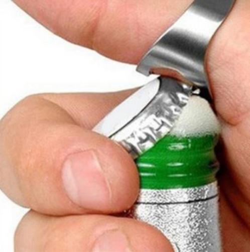 Metalen flesopener ring [Box A - 193, 194, 195], Sieraden, Tassen en Uiterlijk, Ringen, Nieuw, Dame of Heer, Zilver, Overige materialen
