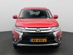 Mitsubishi Outlander 2.0 Connect Pro | Automaat | Climate Co, Auto's, Mitsubishi, Stof, Euro 6, 4 cilinders, Lichtsensor