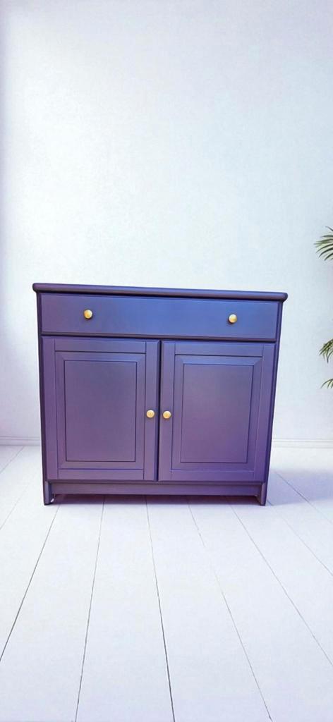 Paarse commode met gouden knoppen, Kinderen en Baby's, Kinderkamer | Commodes en Kasten, Zo goed als nieuw, 100 cm of meer, 50 tot 70 cm
