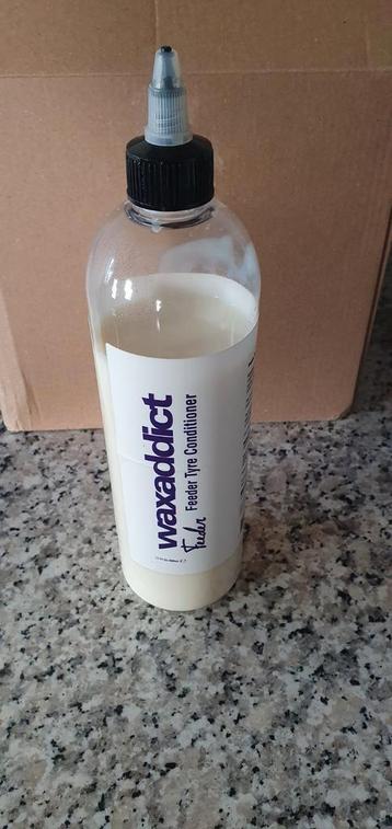 Waxaddict Tire feeder&conditioner 80%vol beschikbaar voor biedingen