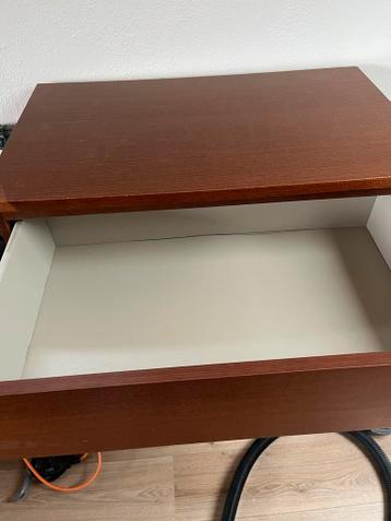 IKEA Malm Kast met 4 Laden - afbeelding 1