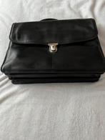 Weinig gebruikt deze , Grote Zwarte Aktentas van “Plevier”, Computers en Software, Laptoptassen, Ophalen of Verzenden, 17 inch of meer