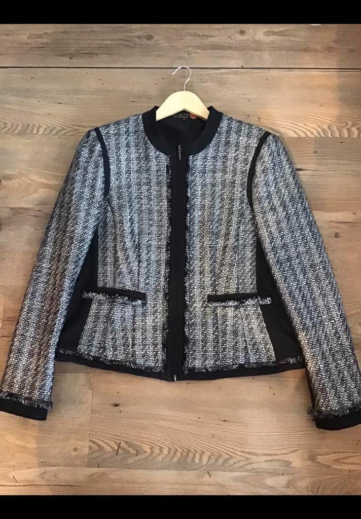 Jasje zwart + zilver, maat 42 Sheila de Vries voor Witteveen, Kleding | Dames, Jasjes, Kostuums en Pakken, Zo goed als nieuw, Maat 38/40 (M)