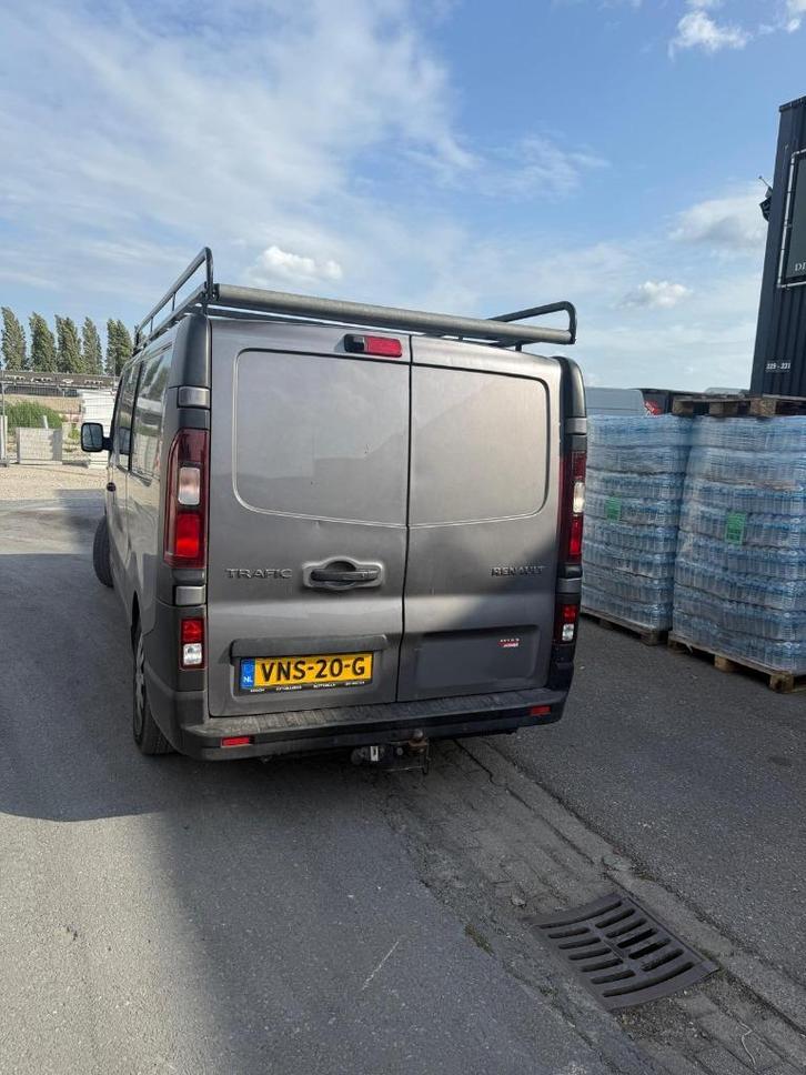 Renault Trafic Gbdc 2.0 Energy dCi 145pk L2h1 T29 EDC 2019, Auto's, Bestelauto's, Particulier, 360° camera, ABS, Achteruitrijcamera