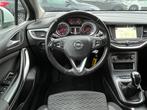 Opel Astra Sports Tourer 1.2 Edition 110PK Trekhaak,Navi,Cli, Auto's, Voorwielaandrijving, 65 €/maand, Stof, Gebruikt
