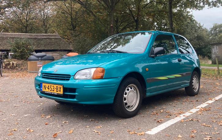 Toyota Starlet | 2e eigenaar | 162102km, Auto's, Toyota, Particulier, Starlet, Airbags, Radio, Benzine, Hatchback, Handgeschakeld