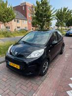 Peugeot 107 1.0 12V 5DR 2013 Zwart, Auto's, Voorwielaandrijving, 4 stoelen, Origineel Nederlands, Handgeschakeld