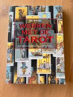 Werken met de Tarot - Hajo Banzhaf, Boeken, Ophalen of Verzenden, Zo goed als nieuw, Tarot of Kaarten leggen, Instructieboek