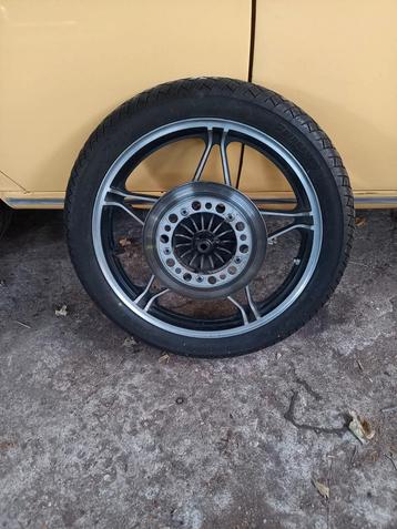 Voorwiel Honda cb 450 nighthawk beschikbaar voor biedingen