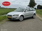 Volvo V50 2.5 T5 Kinetic 221pk Youngtimer! 100% onderhouden!, Auto's, Voorwielaandrijving, 74 €/maand, 700 kg, 2521 cc