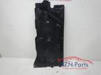VW Golf 8 bodemplaat rechts, Auto-onderdelen, Ophalen of Verzenden, Gebruikt