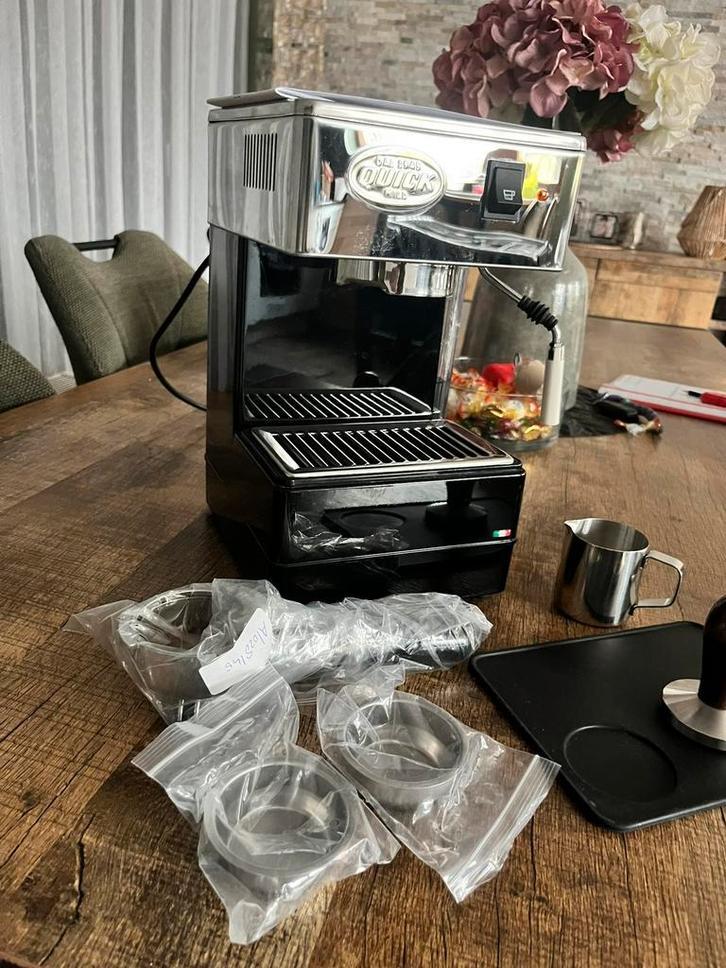 Nieuwste model quick mill 820 voor jarenlang plezier, Witgoed en Apparatuur, Koffiezetapparaten, Zo goed als nieuw, Gemalen koffie