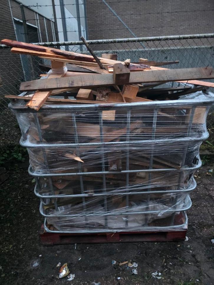 Houtsnippers Pallets - Kachel & Buitenverwarming, Doe-het-zelf en Verbouw, Hout en Planken, Ophalen of Verzenden