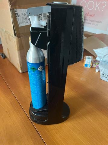 SodaStream bruiswatermaker met CO₂-cilinder beschikbaar voor biedingen