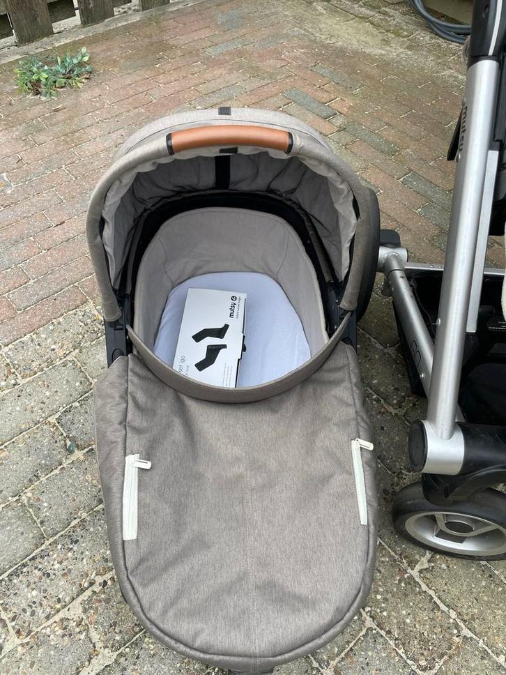Mutsy Igo kinderwagen + reiswieg + adapters, Kinderen en Baby's, Kinderwagens en Combinaties, Gebruikt, Combiwagen, Mutsy, Met reiswieg