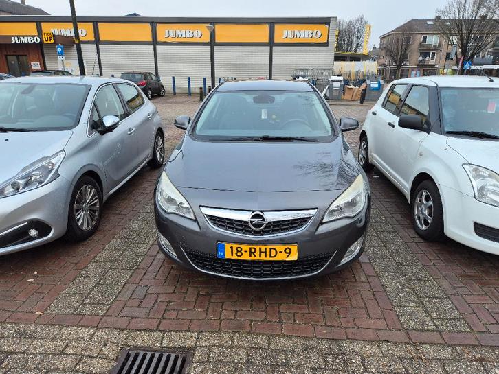 Opel Astra 1.4 Turbo Ecotec 103KW 5-D 2011 Grijs, Auto's, Opel, Particulier, Astra, Benzine, A, Hatchback, Handgeschakeld, Origineel Nederlands