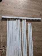 Witte lamellen met licht doorlatende streepje, Ophalen, Gebruikt, 200 cm of meer