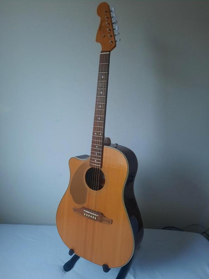 Fender Sonoran Semi-akoestische linkshandige western 335 nw, Muziek en Instrumenten, Snaarinstrumenten | Gitaren | Akoestisch