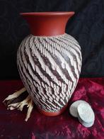 Vaas Alfred Krupp West Germany Hoogte 25 cm, Antiek en Kunst, Ophalen of Verzenden