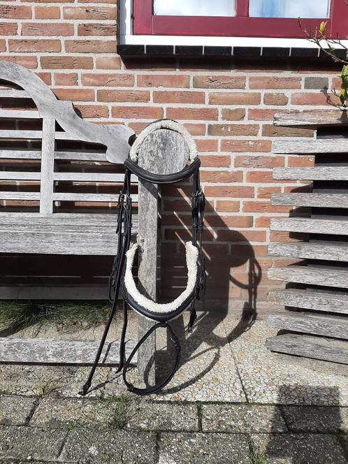Verkoop voor een goed doel! Kavalkade Trenshoofdstel Ivy, Dieren en Toebehoren, Paarden en Pony's | Hoofdstellen en Tuigage, Zo goed als nieuw