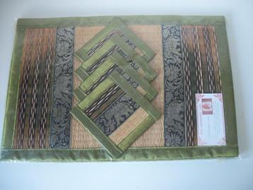 4 Placemats en 4 Onderzetter - Olifant Riet - 30 x 45 - Nw beschikbaar voor biedingen