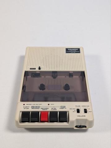 Tandy CCR-82 Cassette Recorder beschikbaar voor biedingen