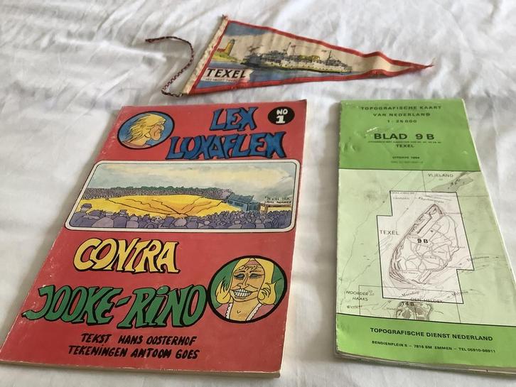 Texel curiosa, o.a. topografische kaart en fietsvlaggetje, Antiek en Kunst, Curiosa en Brocante, Ophalen of Verzenden