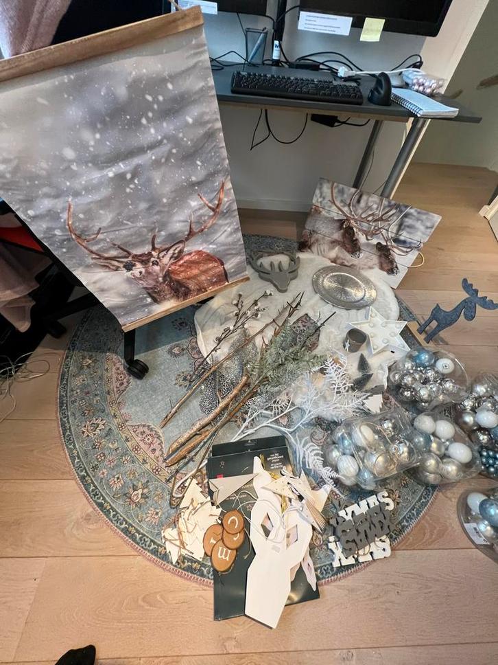 Diverse kerst ballen spullen wit licht blauw zilver, Diversen, Kerst, Zo goed als nieuw, Ophalen