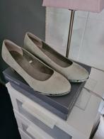 Marco Tozzi Pumps Maat 40 - Nieuw in doos !!, Kleding | Dames, Schoenen, Pumps, Marco Tozzi, Nieuw, Ophalen of Verzenden