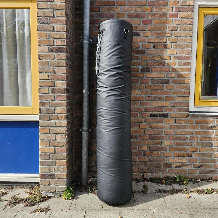 Zwarte Bokszak Classic De Luxe - 173cm hoog, Sport en Fitness, Boksen, Zo goed als nieuw, Bokszak, Ophalen