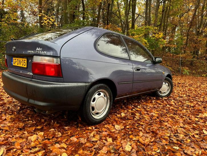 Toyota corolla 1993, Auto's, Toyota, Particulier, Corolla, Benzine, Hatchback, Blauw, Onderhoudsboekje, Ophalen
