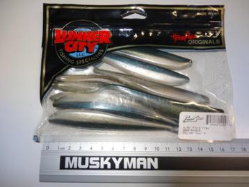 Kunstaas: Lunker City Fin-S Fish 5,75 inch shads beschikbaar voor biedingen