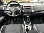 Mitsubishi Outlander 2.0 Edition One Dealeronderhouden, Trek, Auto's, 4 cilinders, Leder en Stof, Origineel Nederlands, Handgeschakeld