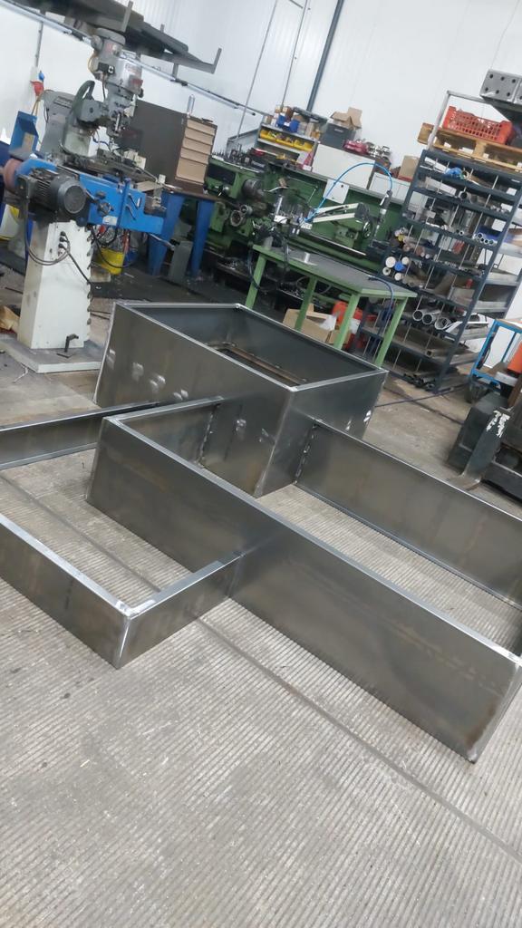 Cortenstalen Platenbak / Bloembak, Tuin en Terras, Overige Tuin en Terras, Nieuw, Ophalen