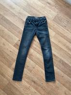 2 spijkerbroeken mt 140, merk: scamps en boys, Broek, Jongen of Meisje, Zo goed als nieuw, Scamps & Boys