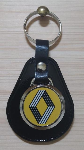 RENAULT Sleutelhanger met logo . Zwart leer beschikbaar voor biedingen