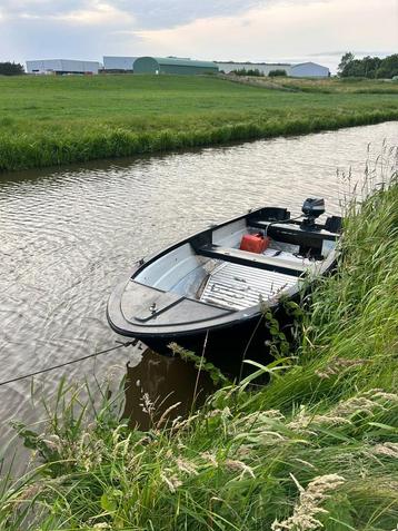 Motorboot met yamaha 5pk beschikbaar voor biedingen
